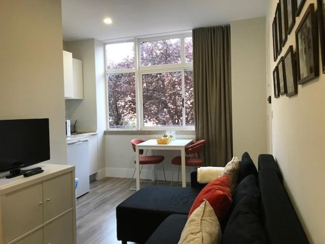 Romantic 1 Bedroom Apartment At Roma Avenue - 1C Lisboa Exterior foto